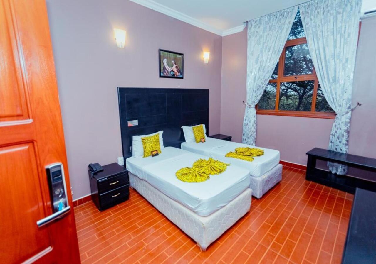 Panone Hotels - King'Ori Kilimanjaro Airport Моші Екстер'єр фото